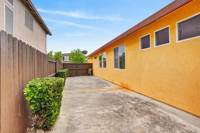 4609 Welera Way, Elk Grove, CA 95757