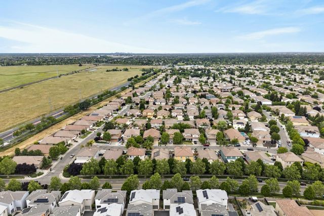 4609 Welera Way, Elk Grove, CA 95757