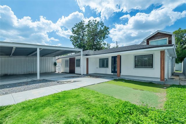 6414 Crestridge Street, Houston, TX 77033