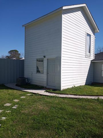 6414 Crestridge Street, Houston, TX 77033