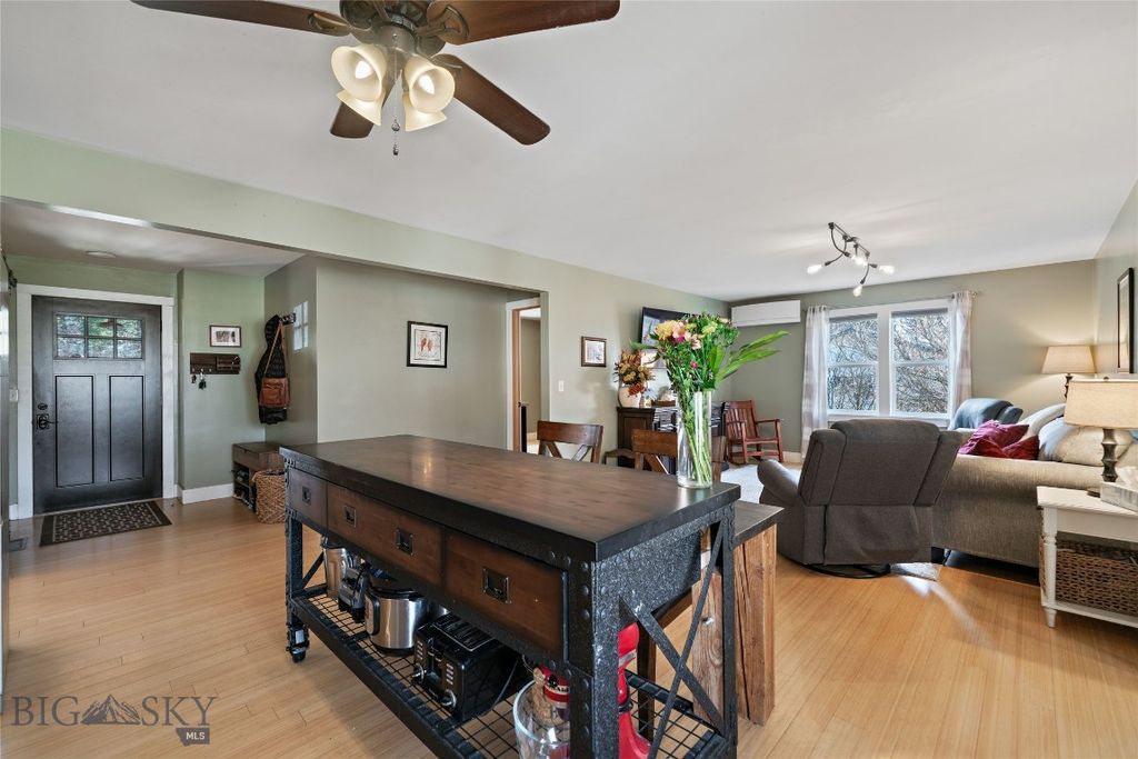 1609 Hillside Lane, Bozeman, MT 59715 photo 7