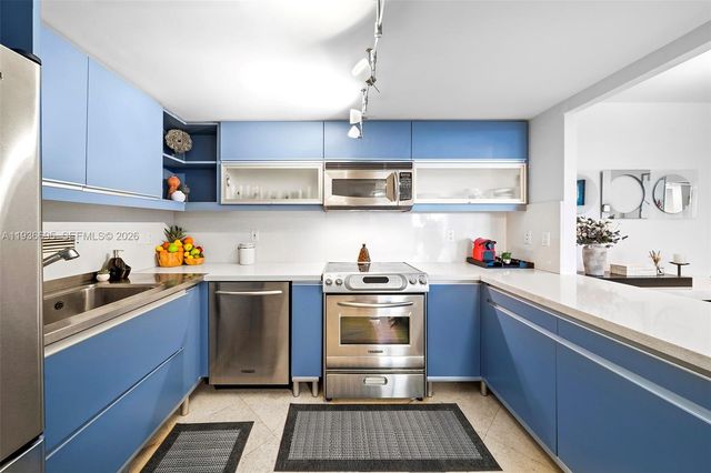 2301 Collins Avenue 408, Miami Beach, FL 33139