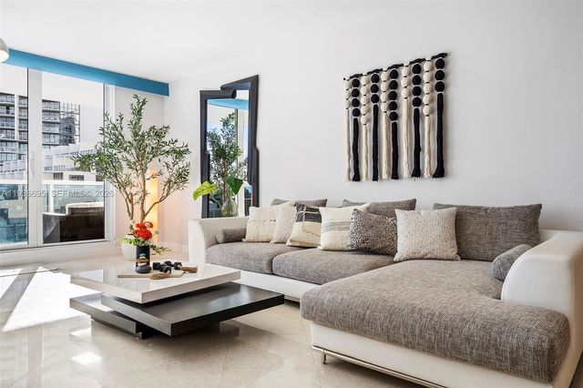 2301 Collins Avenue 408, Miami Beach, FL 33139