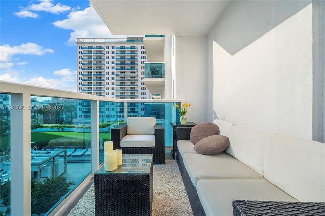 2301 Collins Avenue 408, Miami Beach, FL 33139