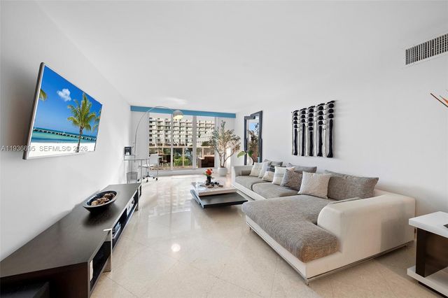 2301 Collins Avenue 408, Miami Beach, FL 33139