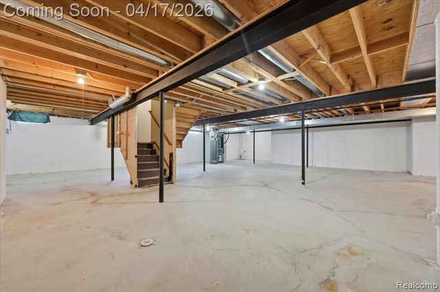 21797 Ambassador Drive, Macomb, MI 48044