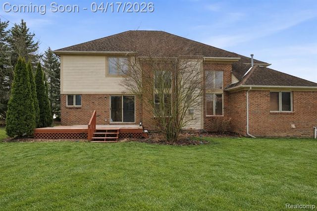 21797 Ambassador Drive, Macomb, MI 48044