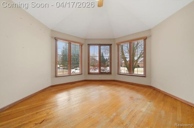 21797 Ambassador Drive, Macomb, MI 48044