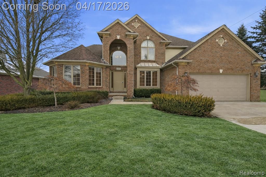 21797 Ambassador Drive, Macomb, MI 48044