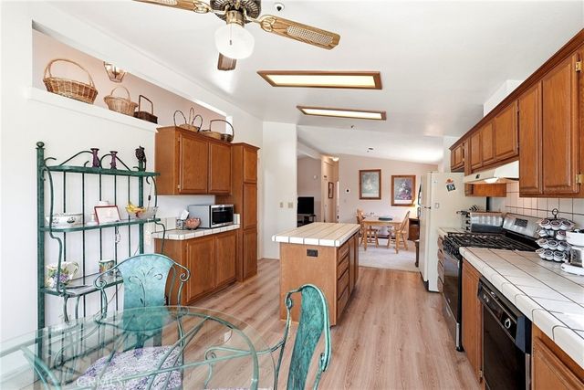 13691 Gavina ave 417, Sylmar, CA 91342