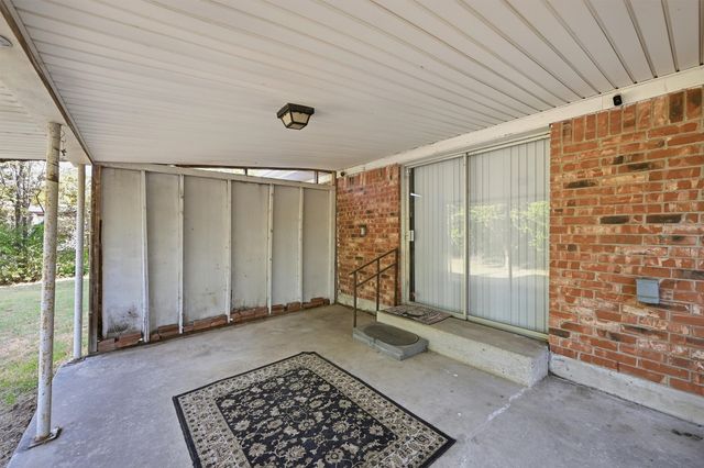 1017 Highway 377 N, Whitesboro, TX 76273