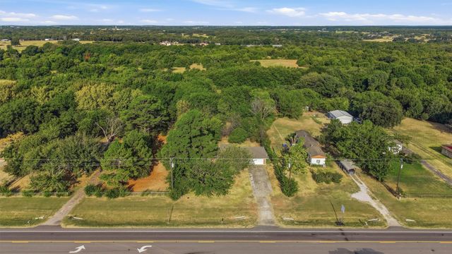 1017 Highway 377 N, Whitesboro, TX 76273