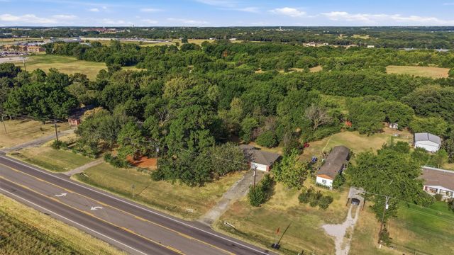 1017 Highway 377 N, Whitesboro, TX 76273