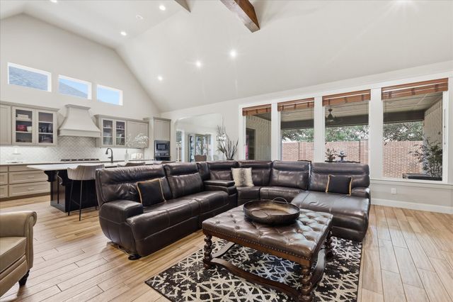 2705 River Path Court, Burleson, TX 76028