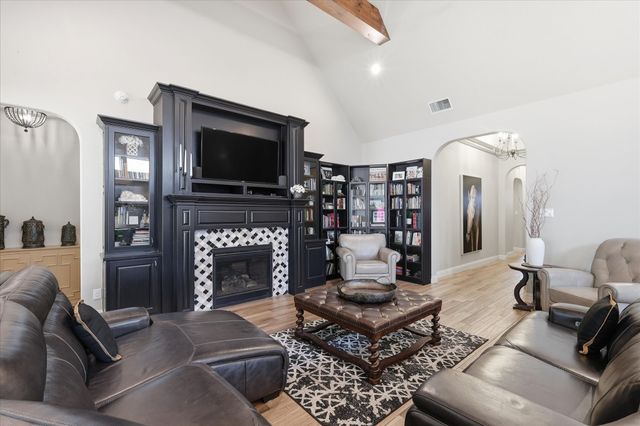 2705 River Path Court, Burleson, TX 76028
