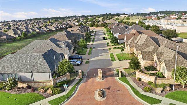 2705 River Path Court, Burleson, TX 76028