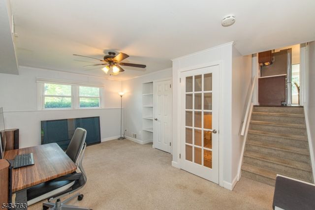 194 Whippany Rd, Hanover Twp., NJ 07981