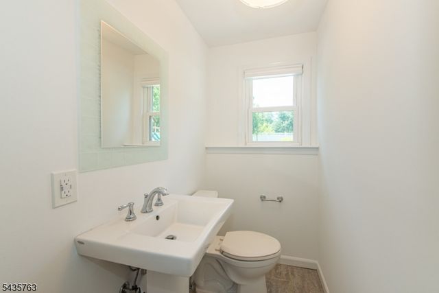 194 Whippany Rd, Hanover Twp., NJ 07981
