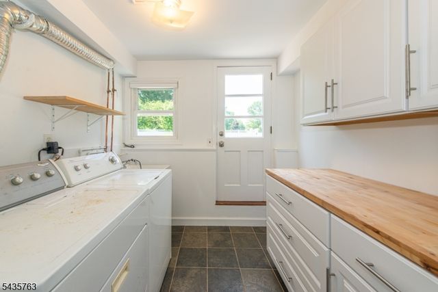 194 Whippany Rd, Hanover Twp., NJ 07981