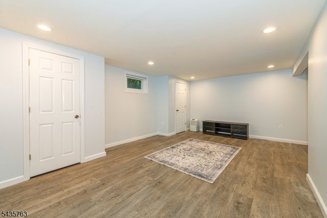 194 Whippany Rd, Hanover Twp., NJ 07981