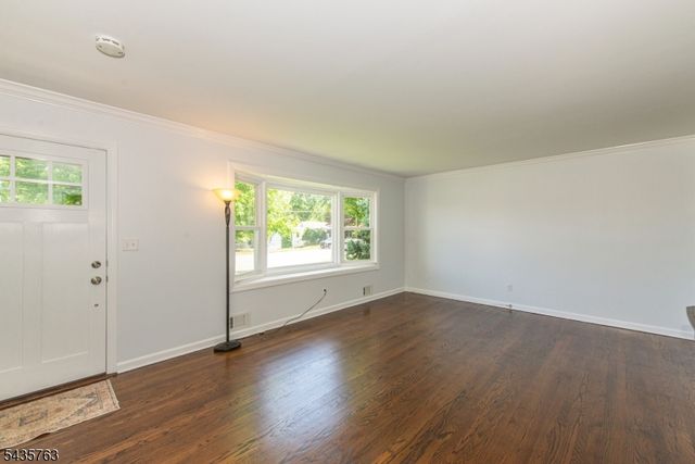 194 Whippany Rd, Hanover Twp., NJ 07981