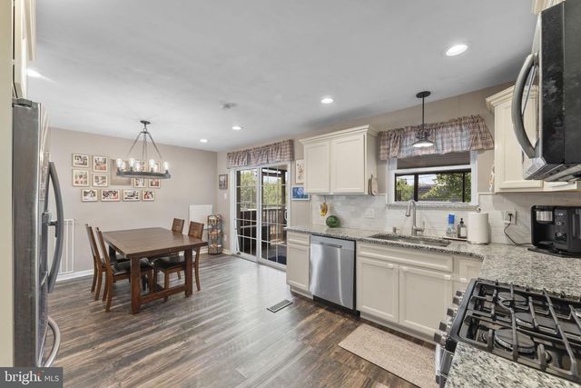 314 E LOGAN ST, Norristown, PA 19401