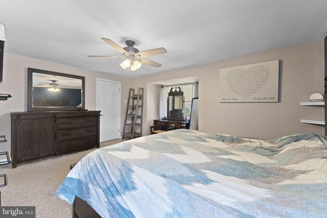 314 E LOGAN ST, Norristown, PA 19401