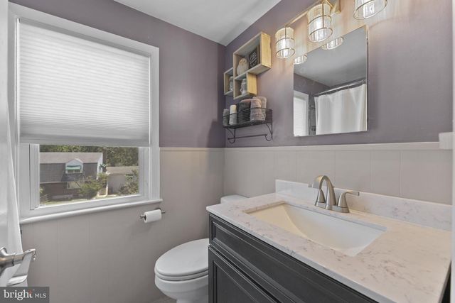 314 E LOGAN ST, Norristown, PA 19401