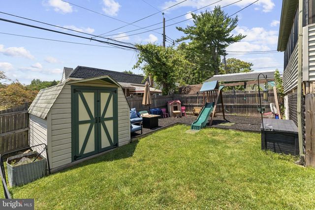 314 E LOGAN ST, Norristown, PA 19401