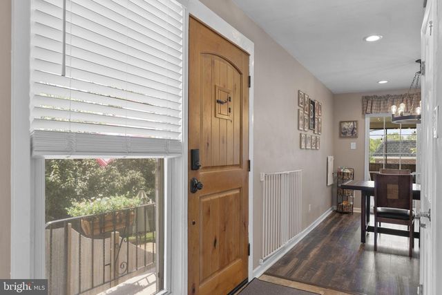 314 E LOGAN ST, Norristown, PA 19401