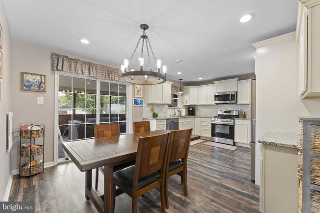 314 E LOGAN ST, Norristown, PA 19401