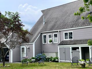 13 Hilltop Place # 13, New London, NH 03257