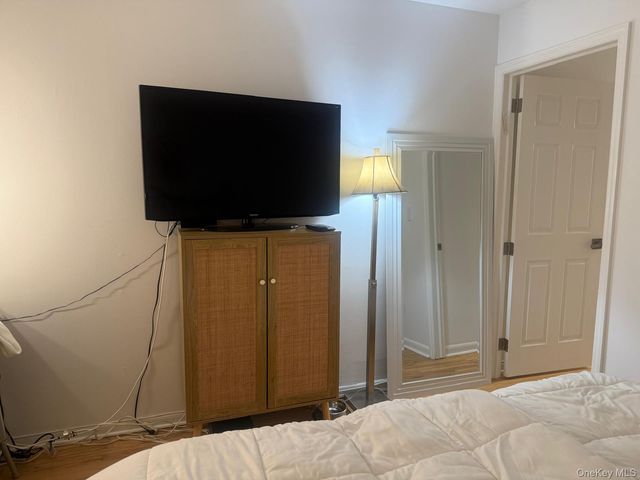 601 Chestnut Street A-21, Cedarhurst, NY 11516