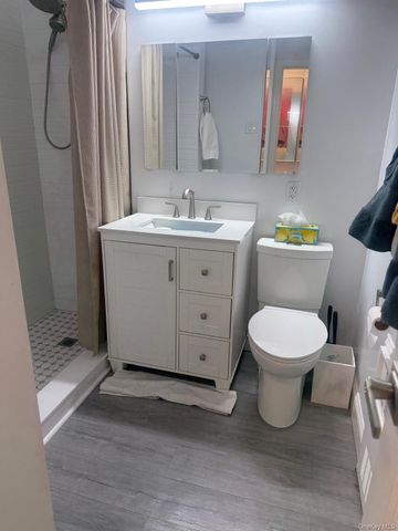 601 Chestnut Street A-21, Cedarhurst, NY 11516