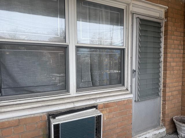 601 Chestnut Street A-21, Cedarhurst, NY 11516