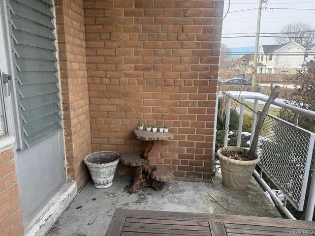 601 Chestnut Street A-21, Cedarhurst, NY 11516