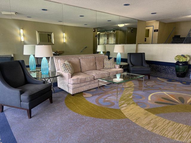 601 Chestnut Street A-21, Cedarhurst, NY 11516