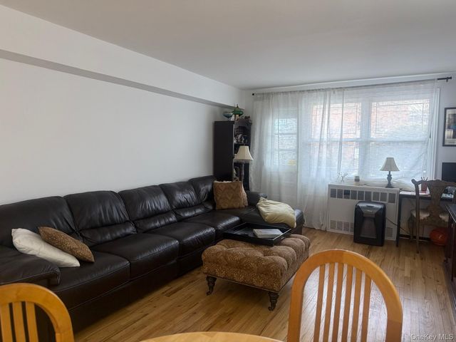 601 Chestnut Street A-21, Cedarhurst, NY 11516