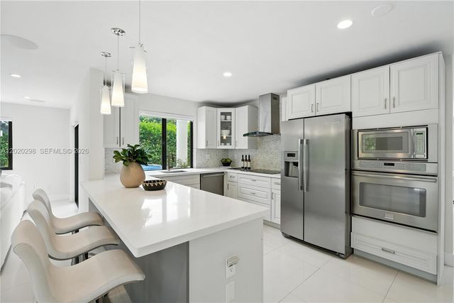 17815 SW 83rd Ct, Palmetto Bay, FL 33157
