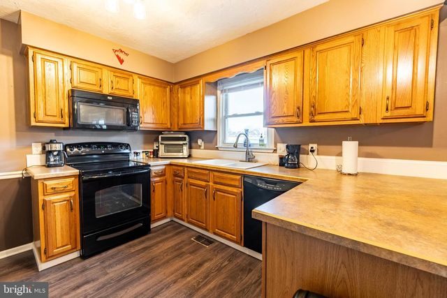 370-B N BLETTNER AVE, Hanover, PA 17331