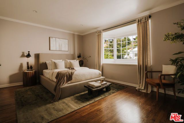 5800 Spring Oak Terrace, Los Angeles, CA 90068