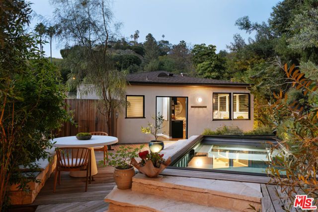 5800 Spring Oak Terrace, Los Angeles, CA 90068