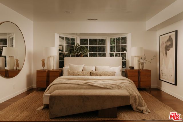 5800 Spring Oak Terrace, Los Angeles, CA 90068