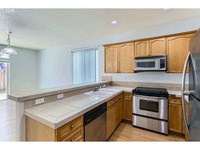 224 Nw 209TH Ave, Beaverton, OR 97006