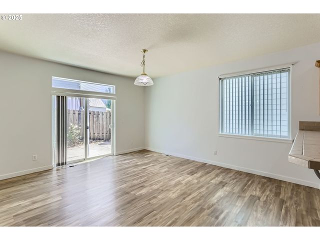 224 Nw 209TH Ave, Beaverton, OR 97006