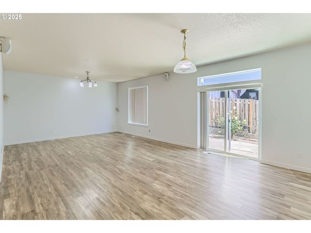 224 Nw 209TH Ave, Beaverton, OR 97006