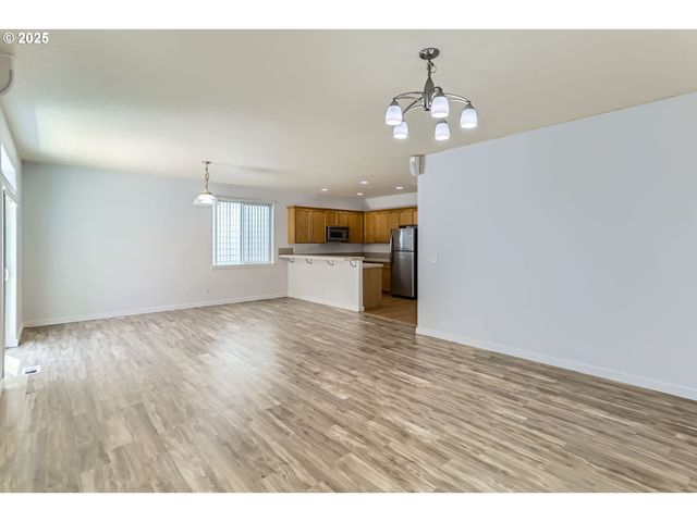224 Nw 209TH Ave, Beaverton, OR 97006