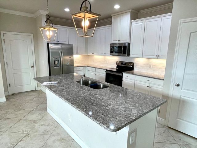 93 MAYO COURT, Oviedo, FL 32765