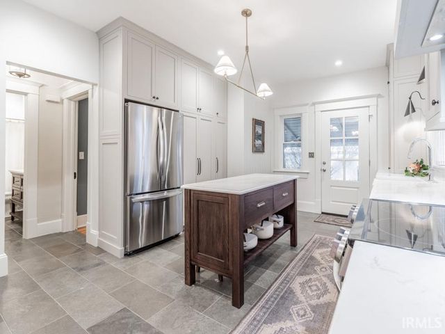 1307 Lincoln Avenue, Evansville, IN 47714