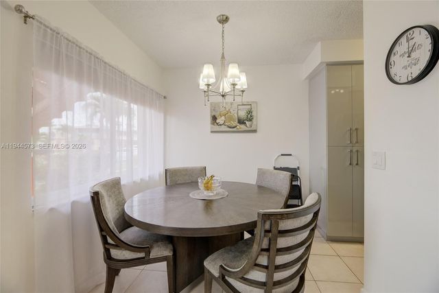 800 SW 11th Ave 9A, Hallandale Beach, FL 33009